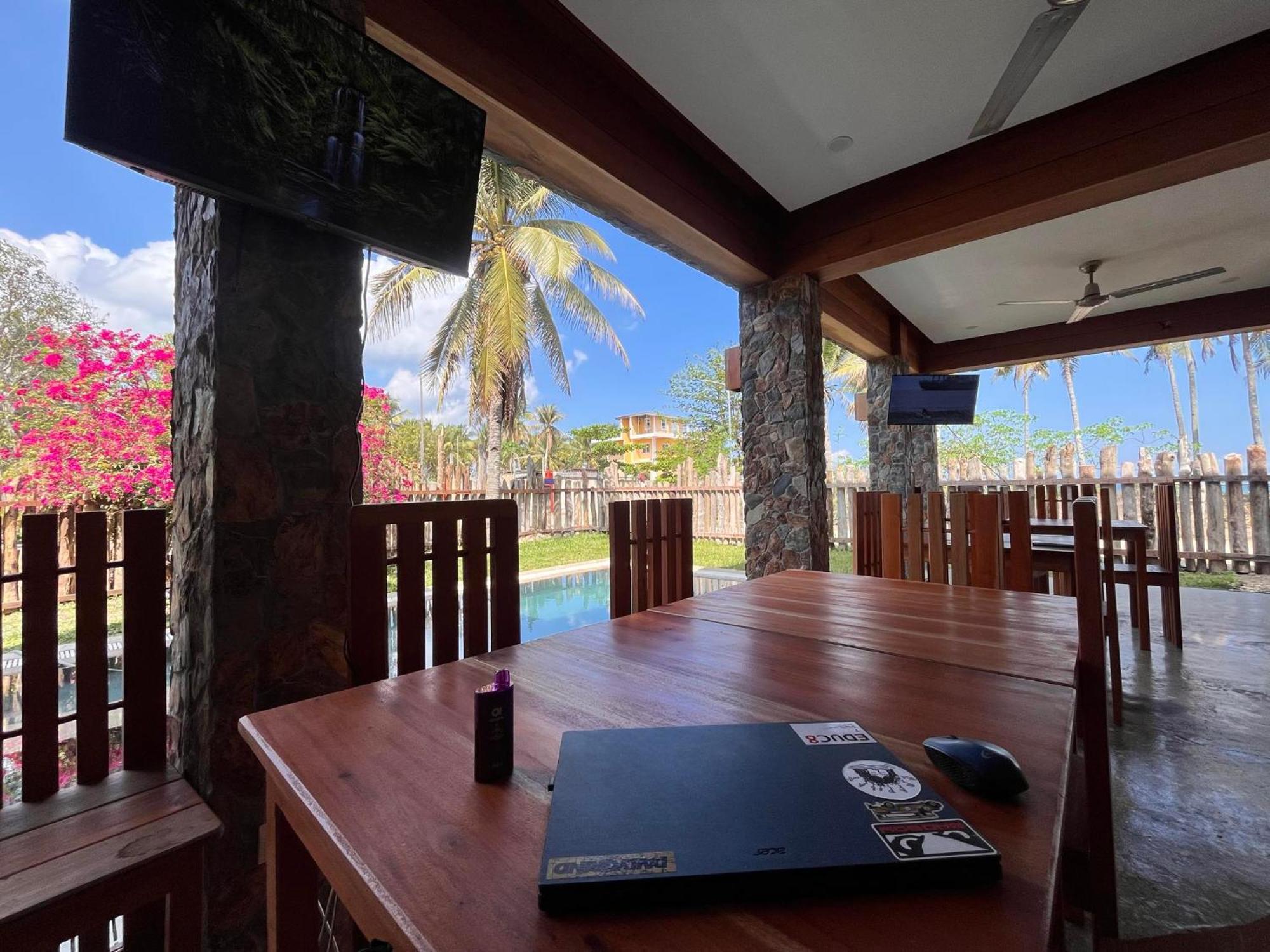 ホテル Tabularasa - T Palawan New Agutaya エクステリア 写真