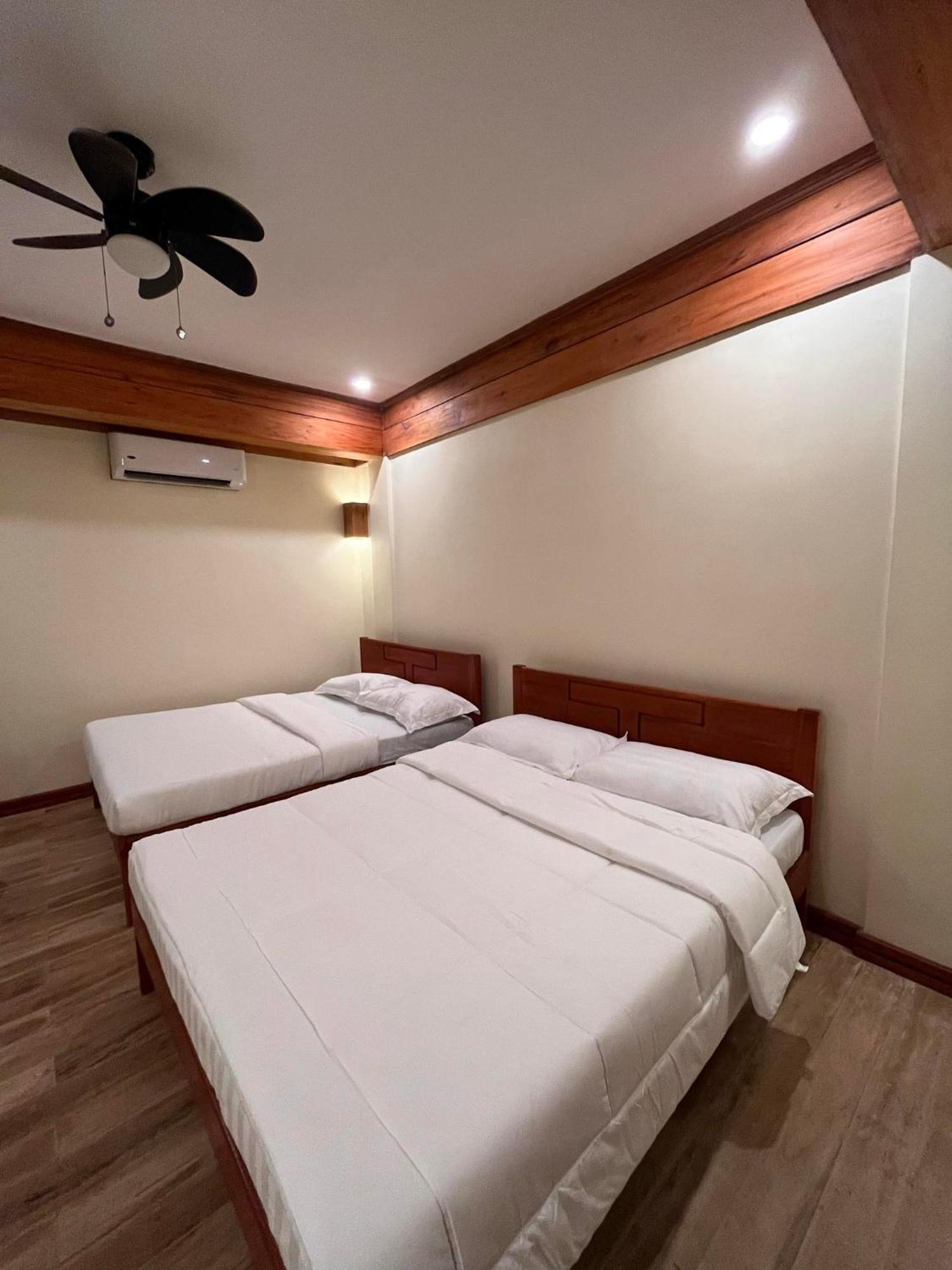 ホテル Tabularasa - T Palawan New Agutaya エクステリア 写真
